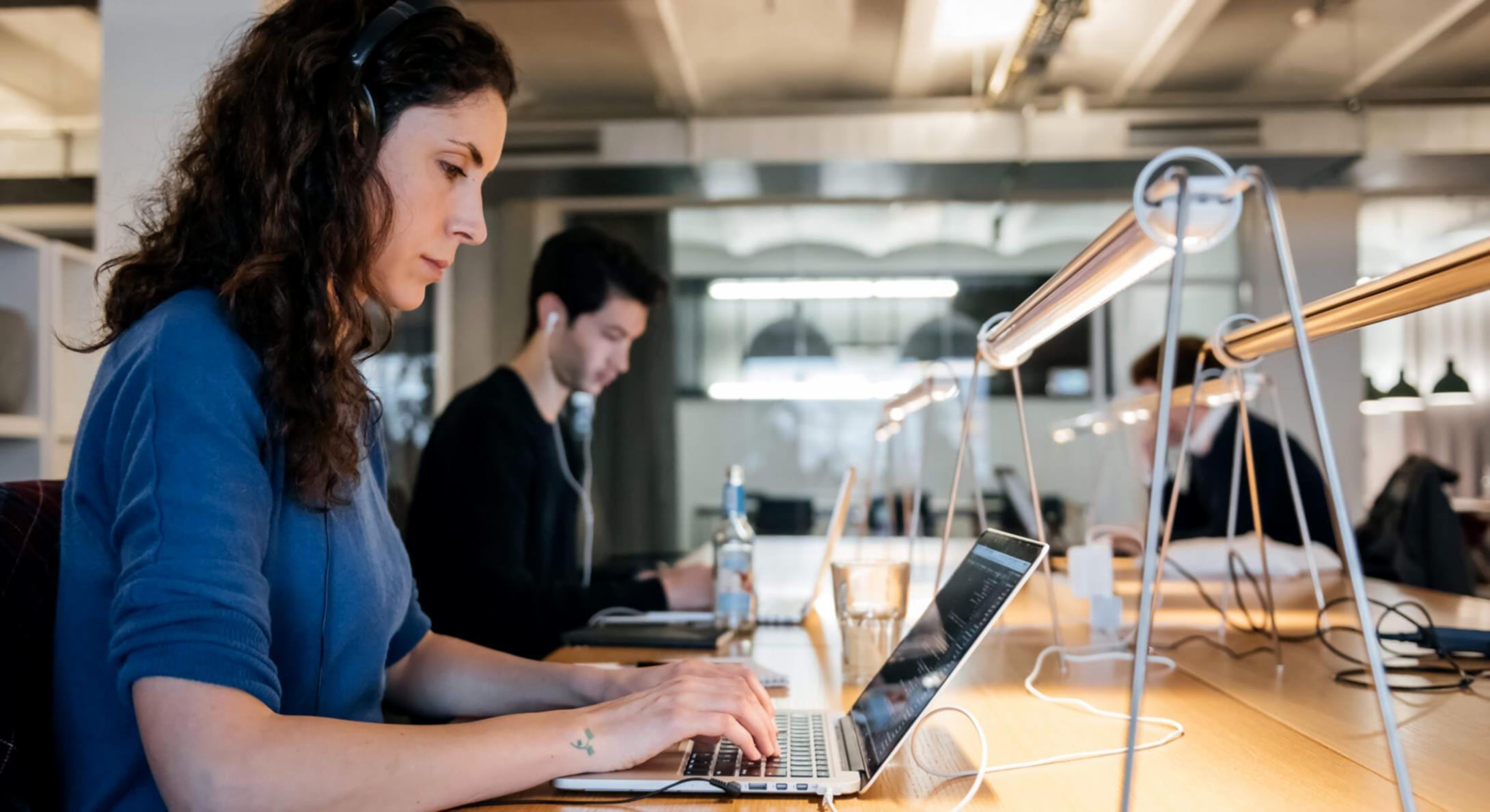 Materiales de estudio organizados para negociación presupuestaria